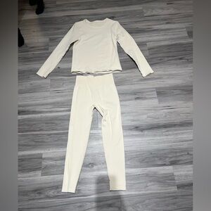 Cream workout compression type set